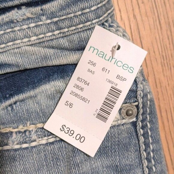 MAURICES Ellie Jeans Womens 5 6‎ Light Wash Denim Pants Capris Cropped Stretch - Picture 2 of 5